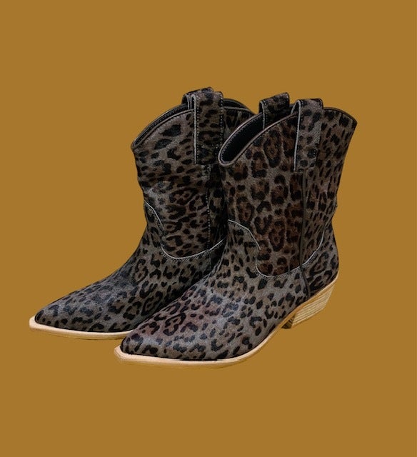 Grey leopard cheap booties